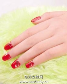美甲教程之打造華貴紅色亮麗美甲