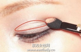 眼影基本畫法提升面部立體感