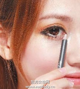 半包圍式妝容畫法成就少女純真浪漫