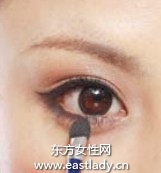 區(qū)域描畫(huà)法畫(huà)出讓人羨慕大眼妝