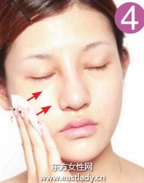 用化妝水面膜集中滋潤肌膚