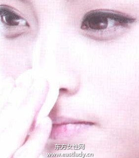 不同程度脫妝的補(bǔ)妝方法