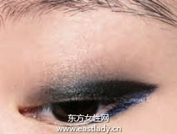 彩色眼線筆畫出美美大眼妝