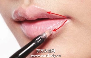 唇膏更持久更均勻的唇妝畫法