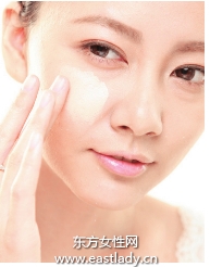 肌膚遮瑕法解決干燥與細(xì)紋