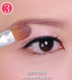 快速補(bǔ)妝的三大實(shí)用技巧