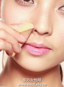 干濕粉餅混搭提升遮瑕力