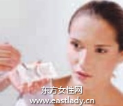 化妝教程之假睫毛正確的貼法