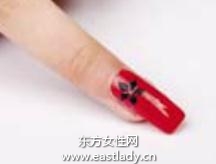 美甲教程之打造紅色誘惑彩繪美甲