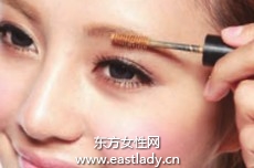 畫眉教程之打造柔和與力度并存立體眉