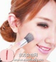 學(xué)院派裸妝溫婉而不失甜美