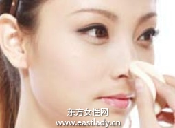 隱藏粗毛孔之鼻部毛孔隱形底妝