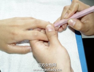 美甲的基本步驟以及注意事項(xiàng)