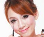 清純派裸妝展現(xiàn)活潑動人美少女氣質(zhì)