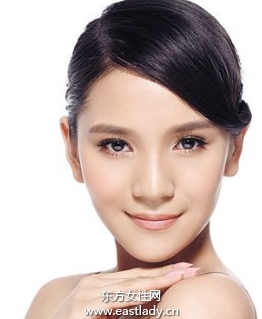 只需幾分鐘畫出清新美白妝