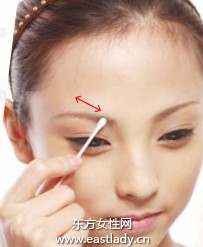 濃淡色眉筆塑造立體自然眉毛