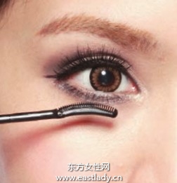 濃密束狀型假睫毛的貼法圖解