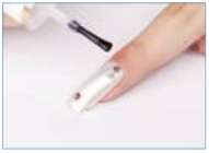 純凈珠光美甲教程整體非常簡潔