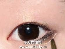 小眼睛MM大眼妝畫(huà)法變身電眼芭比