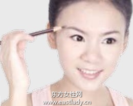 日式眉毛的畫(huà)法 精致時(shí)尚且不失優(yōu)雅