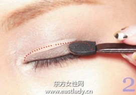 液體眼線筆和膏狀眼線總是用不順手