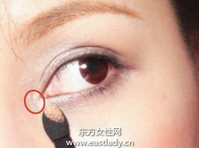 眼影基本畫法提升面部立體感