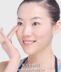 化妝三步驟告別眼袋煩惱