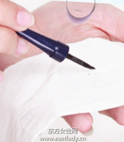 上揚式清晰眼線的畫法