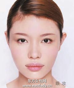 6步化妝技巧 從素顏到名模的蛻變