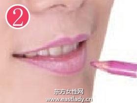 嘴唇偏寬者的唇妝修飾秘籍