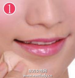 嬌嫩紅唇細(xì)致描畫法