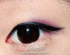 優(yōu)雅裸色眼妝的畫法 增加你的氣場