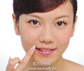 高保濕粉底液的正確使用方法