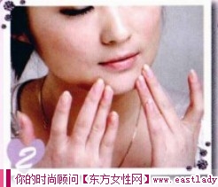 化妝底液+調(diào)理液改善肌膚膚色