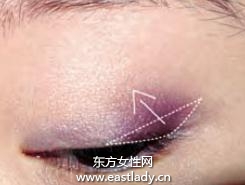 優(yōu)雅裸色眼妝的畫法 增加你的氣場