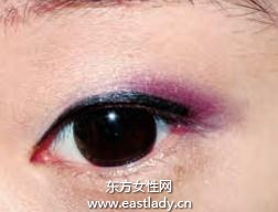 優(yōu)雅裸色眼妝的畫法 增加你的氣場