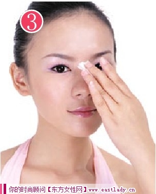 臉部要如何進(jìn)行卸妝