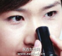 用陰影與高光營造自然立體妝容效果