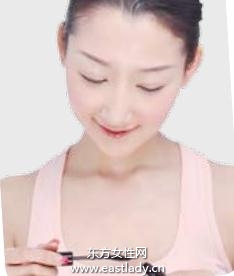 用染眉膏染眉迅速達(dá)到改變眉色目的