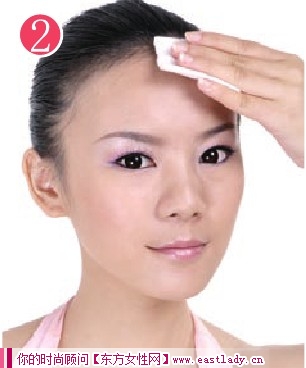 臉部要如何進(jìn)行卸妝