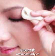 使用遮瑕膏打造無暇美肌