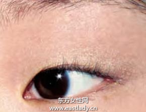 眼線筆+眼影輕松擁有迷人眼神