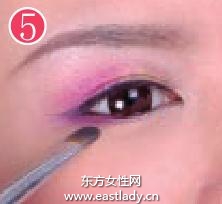 冷眼桃花妝畫法突出女性柔媚感