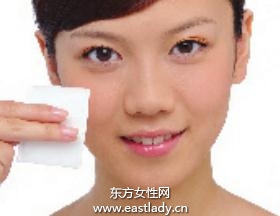 高保濕粉底液的正確使用方法