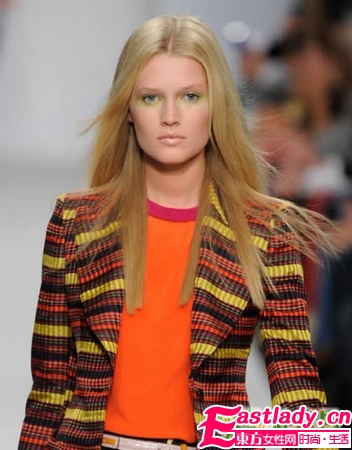 10款彩色系眼妝 讓你驚艷整冬