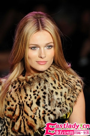 Max Factor發(fā)布2011秋冬妝容趨勢