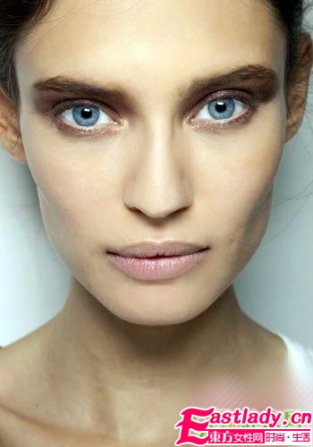 2011秋冬時(shí)裝周上滿 眼 秋色