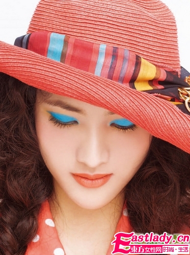 彩色眼影眼線大碰撞