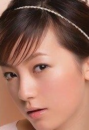 4款色彩美妝搭配 趕走秋冬的沉悶