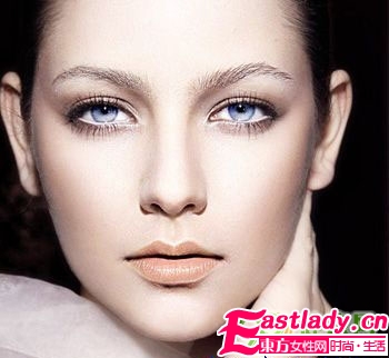 如何挑選眼影、眼線筆